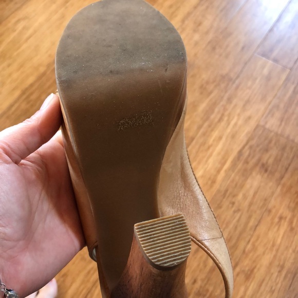 Heels - Picture 4 of 8